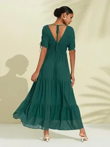 grunes-neckholder-maxikleid-aus-chiffon-default-4