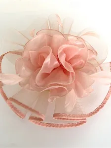 haarreif-feder-organza-fedora-hut-hochze-default-10