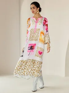 lassiges-maxikleid-aus-satin-mit-leopard-default-6