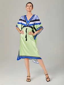lockeres-kleid-mit-kordelzug-aus-satin-m-default-11