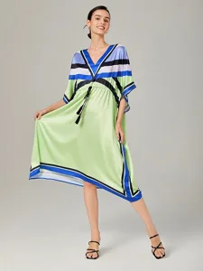 lockeres-kleid-mit-kordelzug-aus-satin-m-default-8
