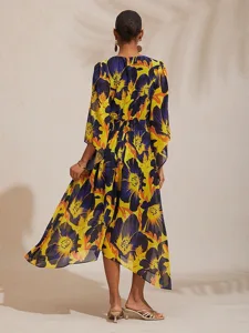 maxikleid-aus-chiffon-mit-abstraktem-blu-default-3