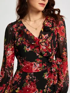 maxikleid-aus-chiffon-mit-blumendruck-un-default-3