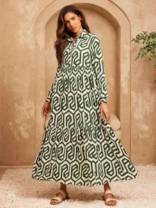 maxikleid-mit-geometrischem-print-resort-grun-1