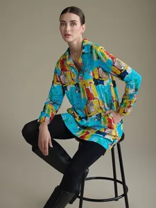 mini-hemdkleid-aus-viskose-mit-graffiti-default-12