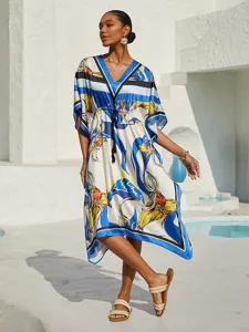 ozeanblauer-orchideen-seidensatin-kaftan-default-6
