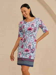 stretch-minikleid-mit-blumenmuster-geeig-himmelblau-1