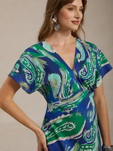 urlaubskleid-aus-satin-grun-mit-paisley-default-3