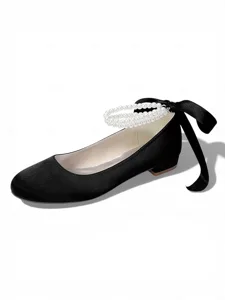 ballerines-ivoire-a-bride-cheville-ornee-noir-14