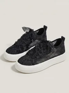 baskets-compensees-blanches-en-dentelle-default-5