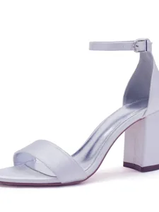 chaussures-de-mariage-a-talon-carre-en-s-blanche-24