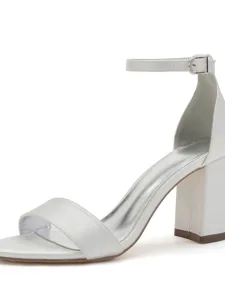 chaussures-de-mariage-a-talon-carre-en-s-ivoire-13