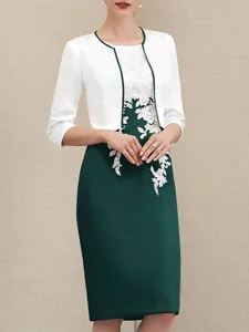 deux-pieces-fourreau-colonne-ensembles-d-vert-fonce-11