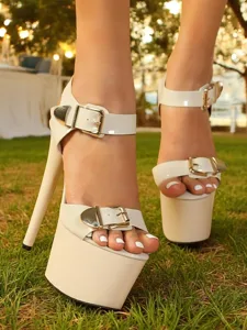 escarpins-a-plateforme-blancs-vernis-pou-default-5