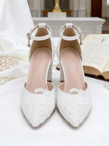 escarpins-a-talon-bloc-et-bride-cheville-default-4