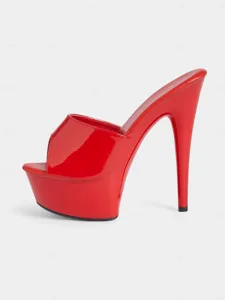 escarpins-a-talons-hauts-en-cuir-verni-r-default-6
