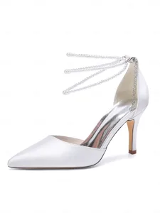 escarpins-argentes-en-satin-a-bout-point-blanche-12
