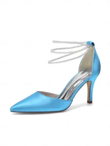 escarpins-argentes-en-satin-a-bout-point-bleu-ciel-27