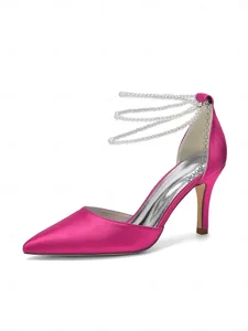 escarpins-argentes-en-satin-a-bout-point-rouge-clair-22