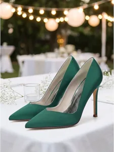 escarpins-bleu-marine-a-talons-aiguilles-default-2