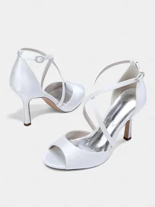 escarpins-de-mariee-blancs-en-satin-pour-default-10