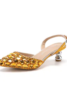 escarpins-roses-a-bout-pointu-et-talon-b-default-15