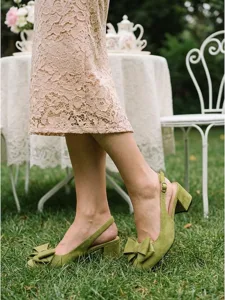 escarpins-roses-poudres-a-talons-carres-default-2