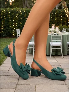 escarpins-roses-poudres-a-talons-carres-vert-fonce-5