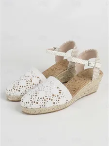 espadrilles-compensees-blanches-en-dente-blanche-7