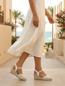 espadrilles-compensees-en-dentelle-croch-default-4