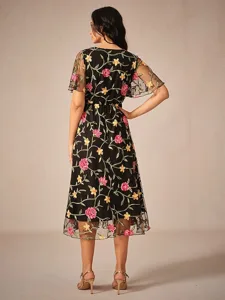 femme-robe-maxi-robe-noire-robe-trapeze-default-17