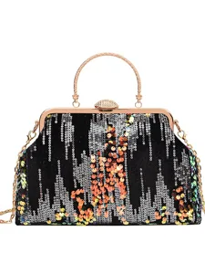 femme-sac-a-main-sac-dome-pochettes-synt-doree-2