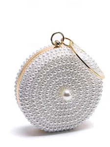 femmes-portefeuille-sac-de-soiree-pochet-amande-2