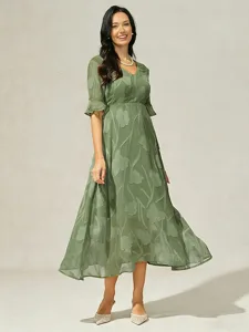 Elegante Blumenkleider
