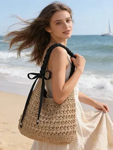 groe-lassige-hobo-tasche-aus-stroh-raffi-default-3