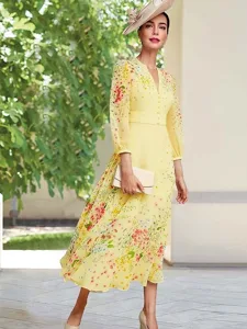 ligne-a-longueur-au-sol-robe-de-soiree-r-jonquille-1