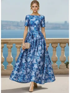 ligne-a-longueur-the-robes-de-cocktail-e-bleu-roi-36
