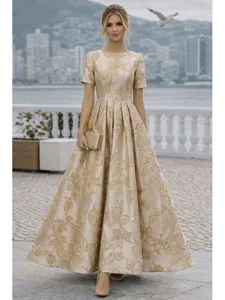 ligne-a-longueur-the-robes-de-cocktail-e-champagne-28