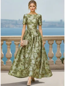 ligne-a-longueur-the-robes-de-cocktail-e-vert-de-trefle-31