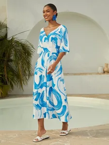 maxikleid-aus-satin-mit-blauem-pinselstr-default-6