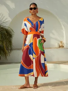 maxikleid-aus-satin-mit-geometrischem-fa-default-5