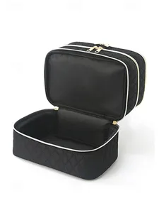 organisateur-de-maquillage-matelasse-en-default-5