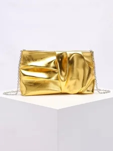 pochette-de-soiree-plissee-en-similicuir-doree-6