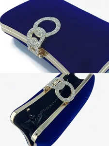 pochette-elegante-en-velours-bleu-pour-f-default-6