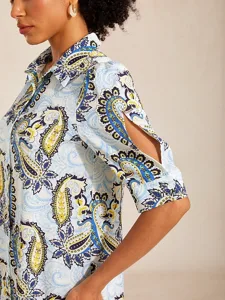 robe-chemise-en-satin-soyeux-a-motif-cac-default-3