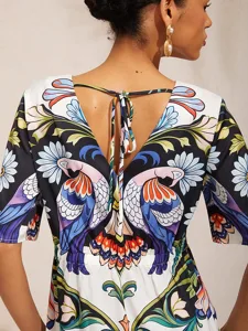 robe-courte-droite-en-satin-soyeux-a-mot-default-2