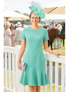 robe-de-fete-longueur-genou-en-a-robe-de-vert-1