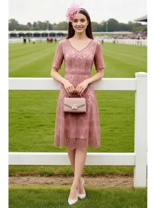 robe-de-fete-longueur-the-en-a-robe-de-c-rose-pale-1