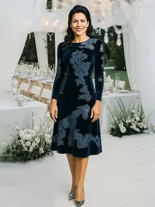 robe-en-velours-elegante-en-colonne-long-default-7