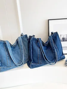 sac-a-bandouliere-en-jean-pour-femme-gra-default-12